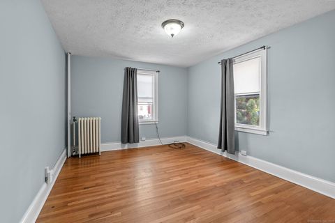 Tiny photo for 26 Robin Road #APT 3, West Hartford, CT 06119 (MLS # 24132651)