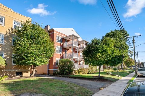 Tiny photo for 26 Robin Road #APT 3, West Hartford, CT 06119 (MLS # 24132651)