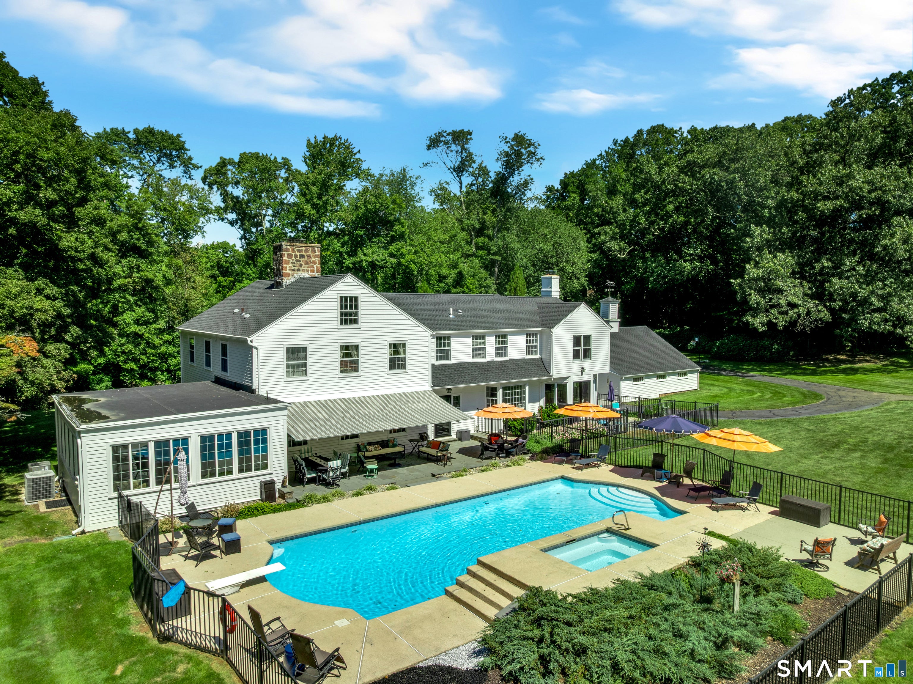 40 Brookhills Road