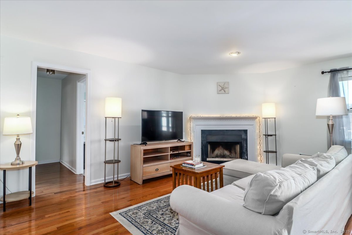 124 Deer Hill Avenue #A19, Danbury, Connecticut image 4