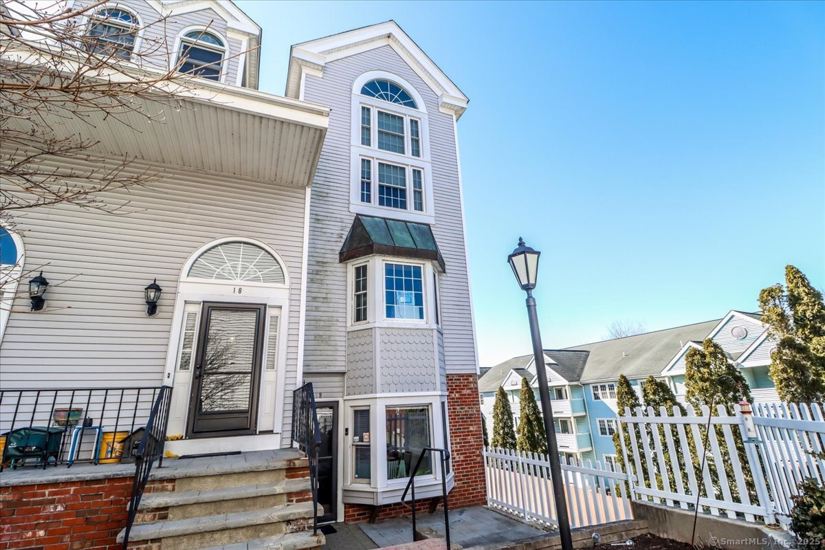 124 Deer Hill Avenue #A19, Danbury, Connecticut image 3