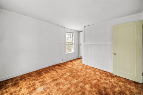 Tiny photo for 9 Tunxis Place, Simsbury, CT 06081 (MLS # 24136976)