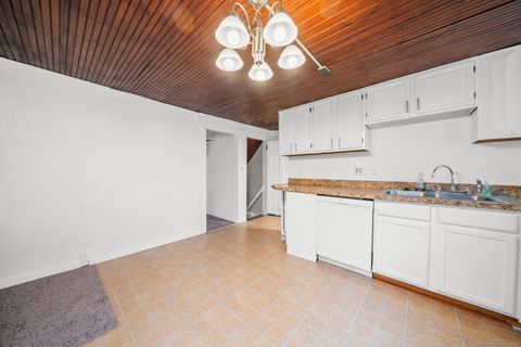 Tiny photo for 9 Tunxis Place, Simsbury, CT 06081 (MLS # 24136976)