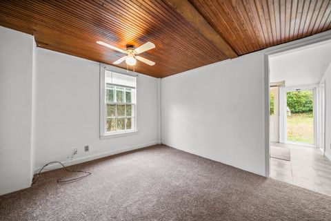 Tiny photo for 9 Tunxis Place, Simsbury, CT 06081 (MLS # 24136976)