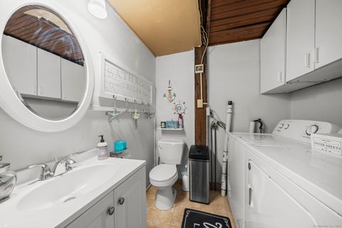 Tiny photo for 9 Tunxis Place, Simsbury, CT 06081 (MLS # 24136976)