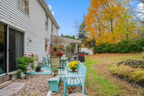 Tiny photo for 9 Tunxis Place, Simsbury, CT 06081 (MLS # 24136976)