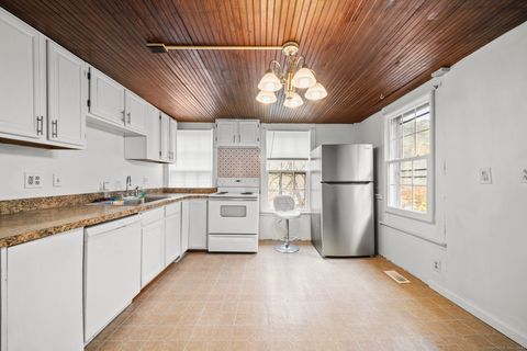 Tiny photo for 9 Tunxis Place, Simsbury, CT 06081 (MLS # 24136976)