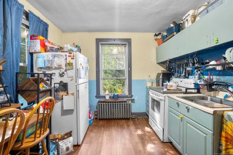 Tiny photo for 40 Rome Avenue, Middletown, CT 06457 (MLS # 24135986)