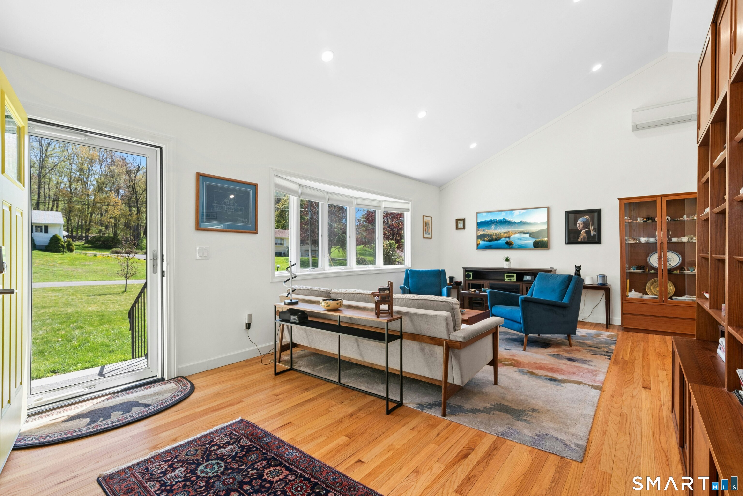8 Stony Brook Road