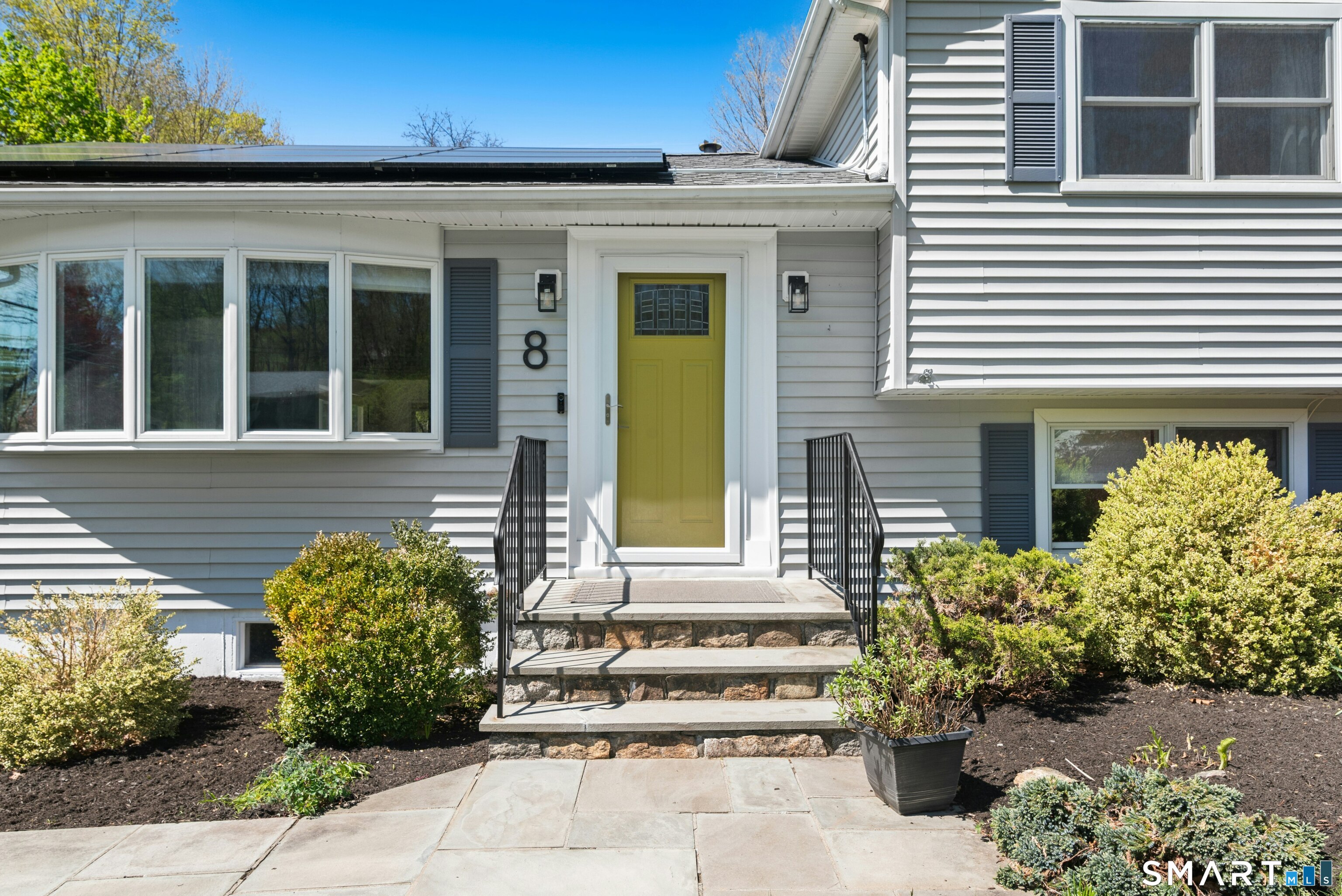 8 Stony Brook Road