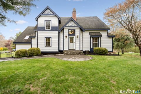 Photo of 105 Quaker Farms Road, Southbury, CT 06488 (MLS # 24169059)