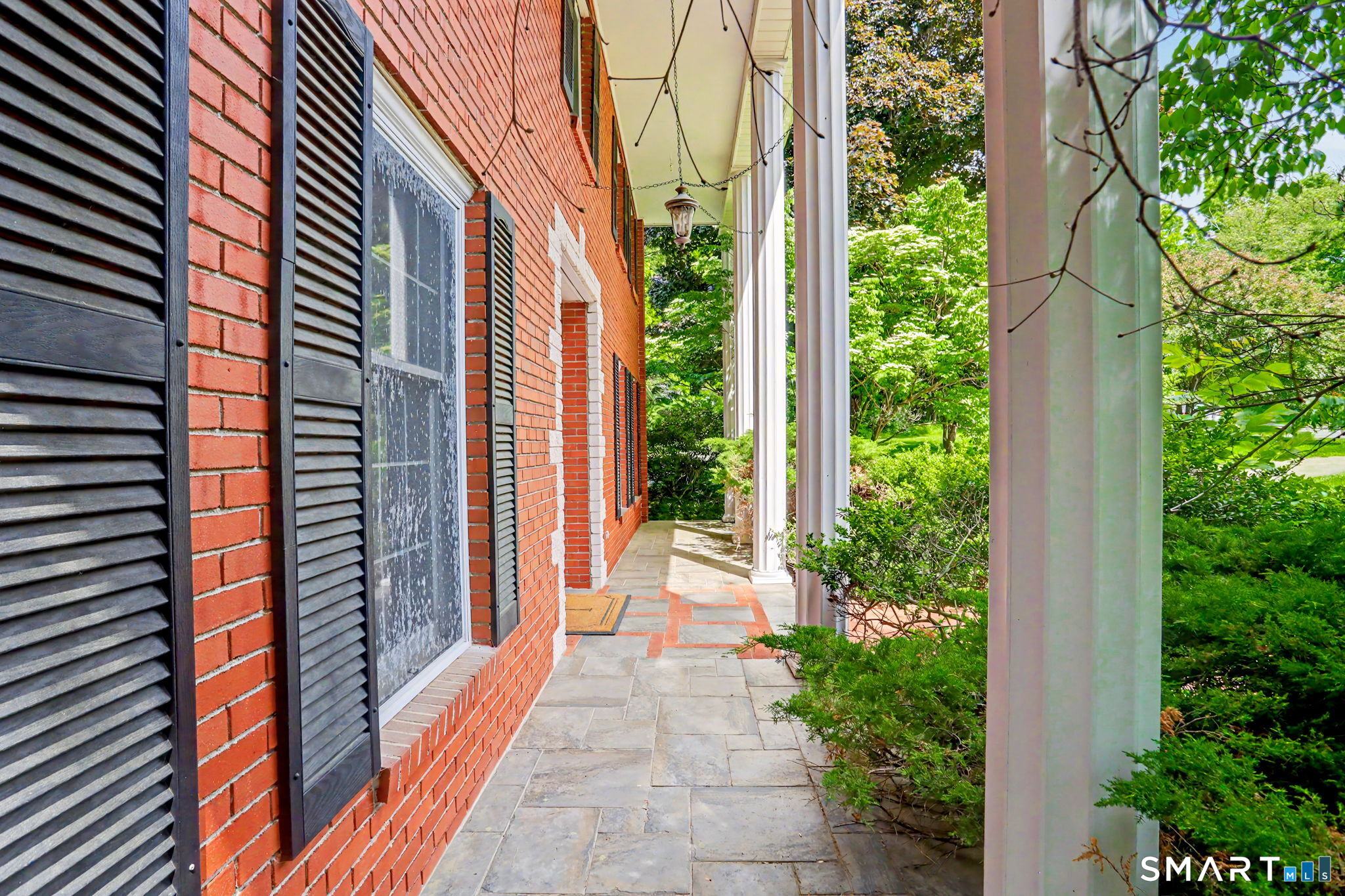 11 Tanglewood Drive