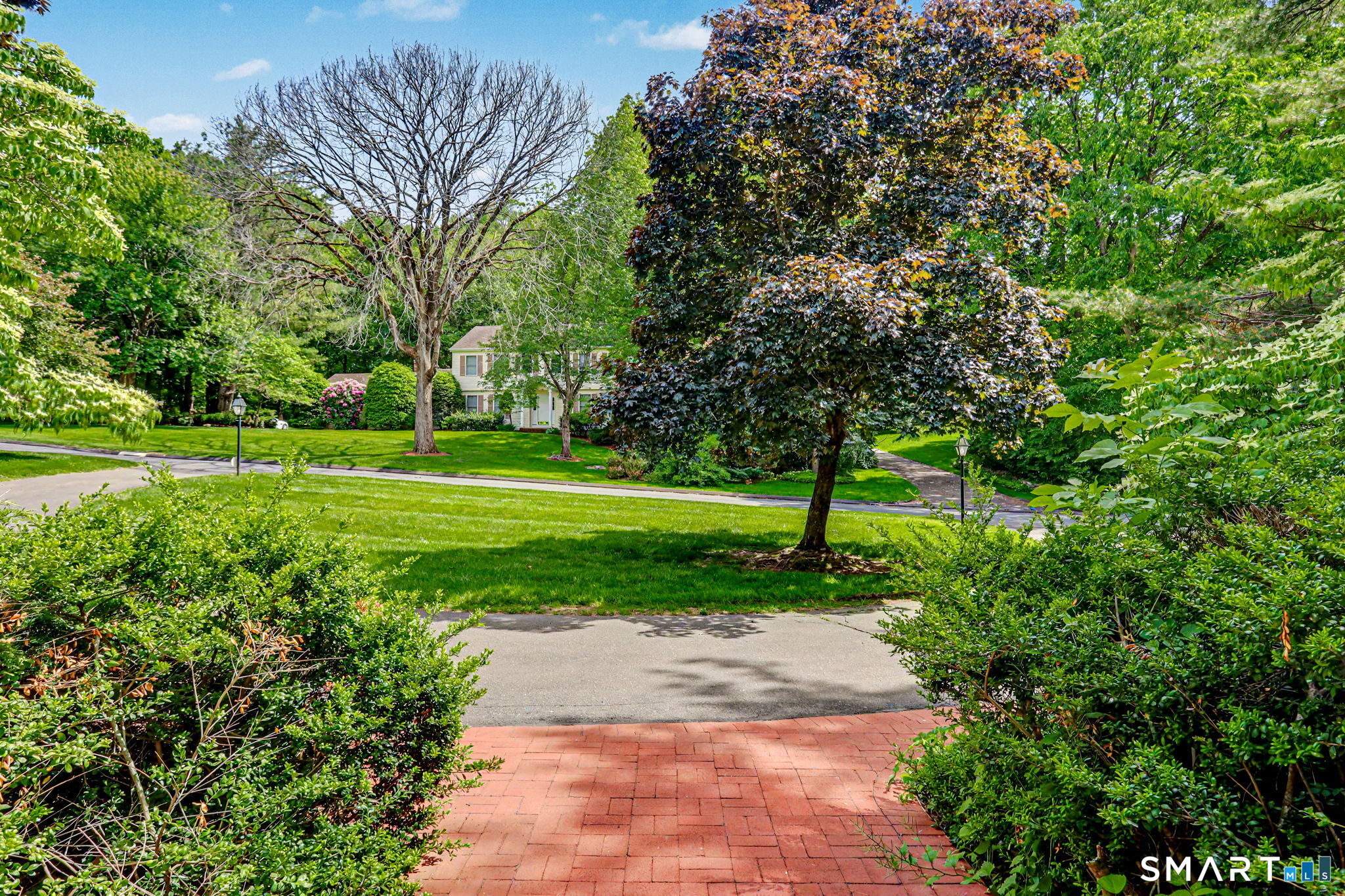 11 Tanglewood Drive