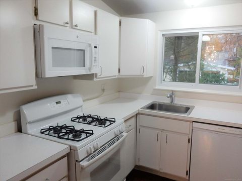 Tiny photo for 4 Split Timber Place, Greenwich, CT 06878 (MLS # 24142220)