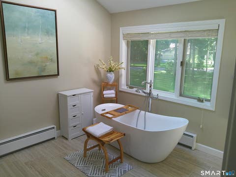 Tiny photo for 2 Cricket Lane, Simsbury, CT 06070 (MLS # 24178084)