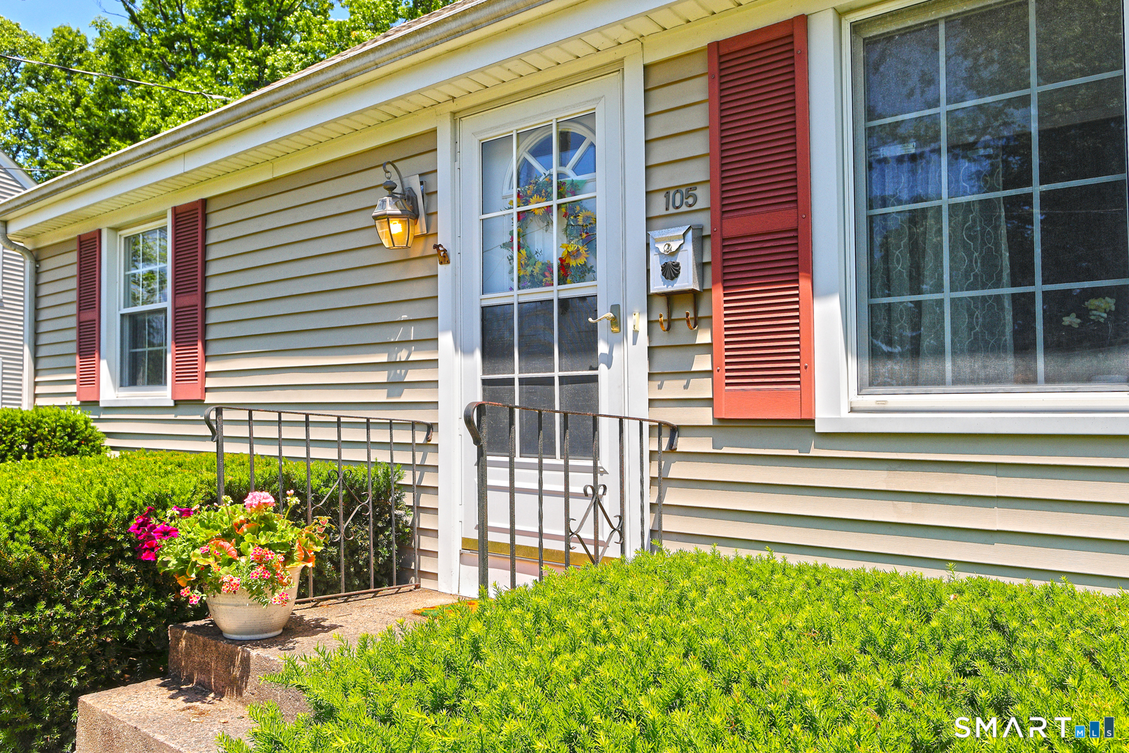 105 Seaview Avenue