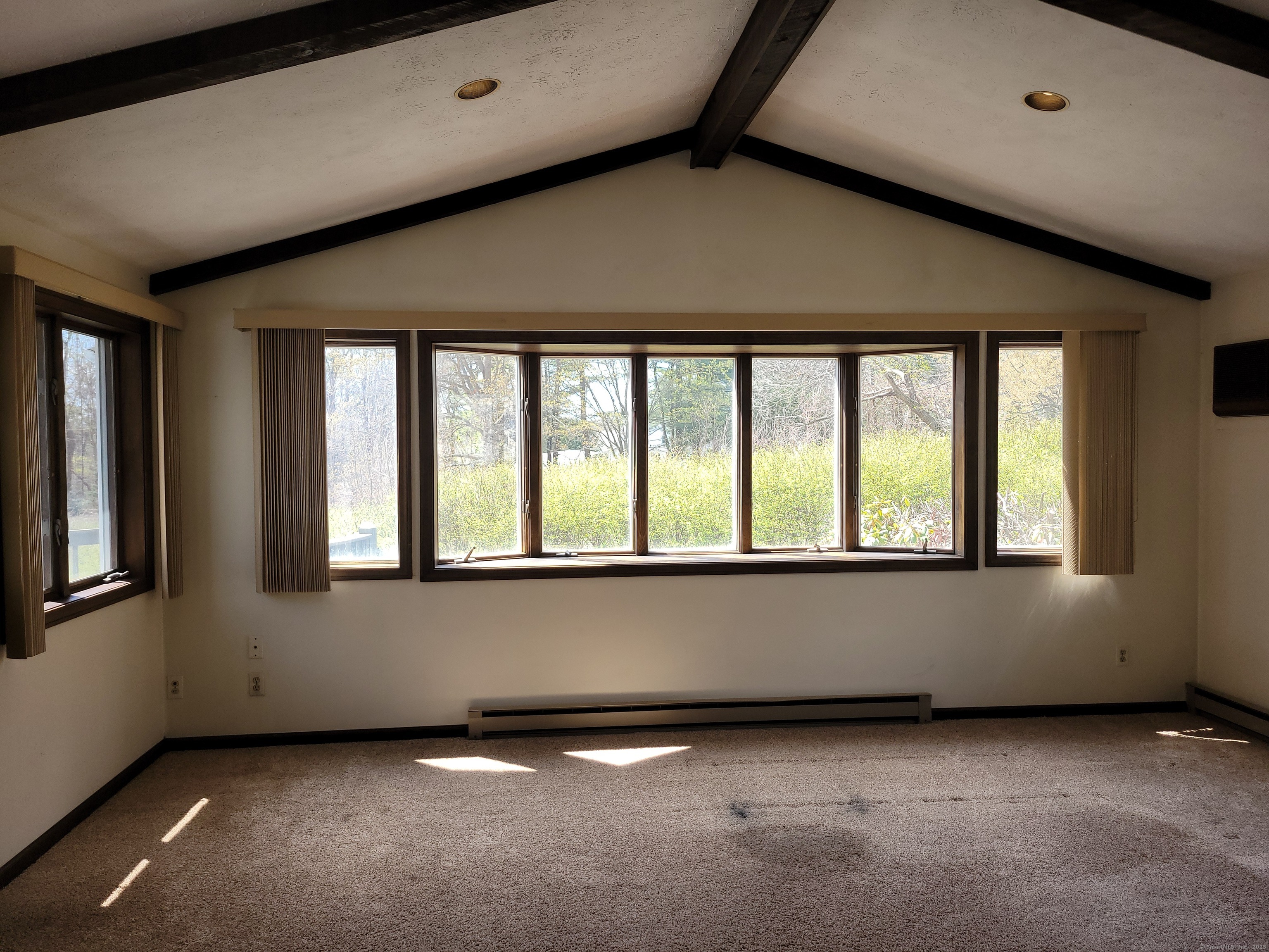 19 Pioneer Drive, Windsor, Connecticut image 14