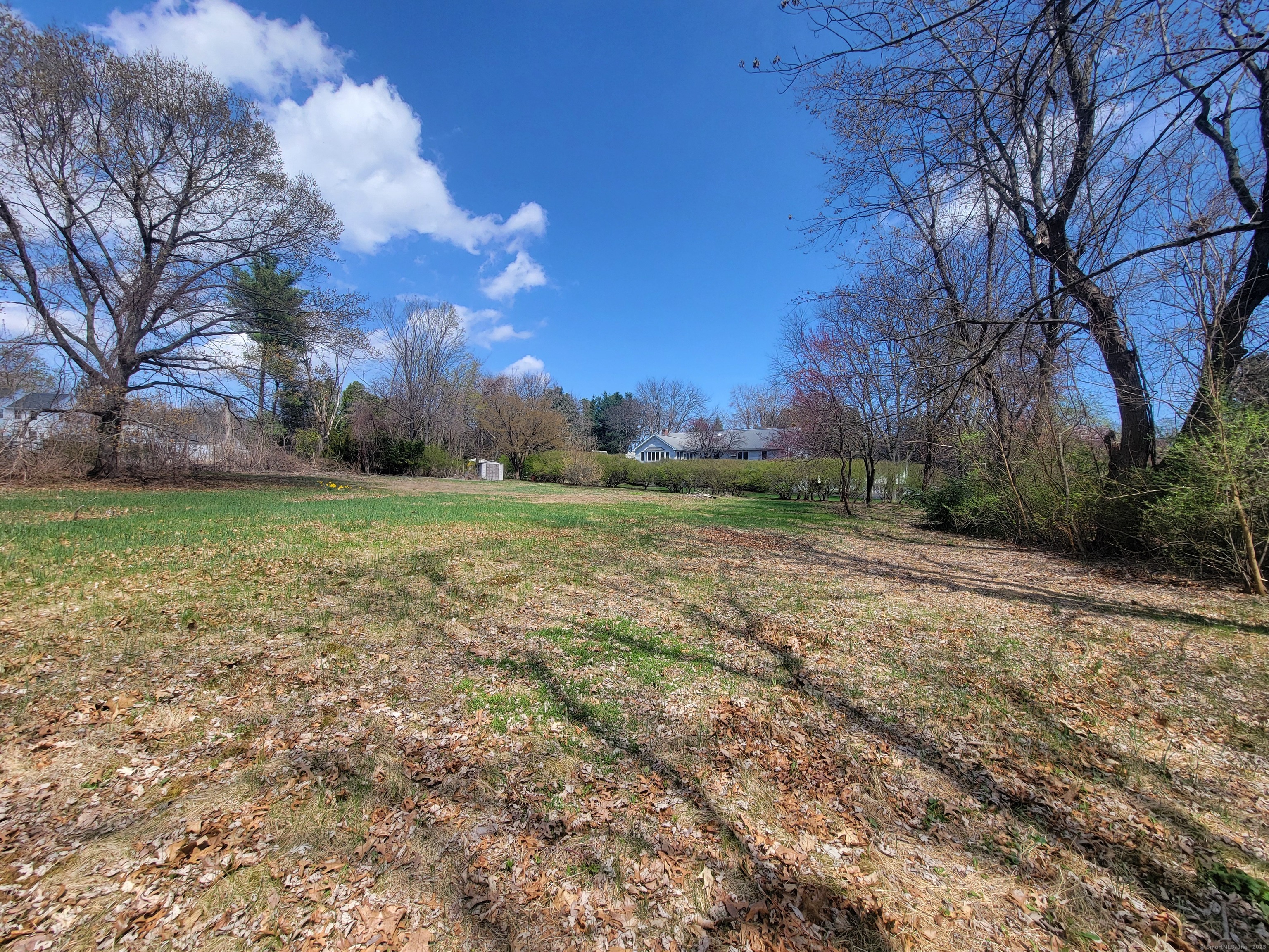 19 Pioneer Drive, Windsor, Connecticut image 4