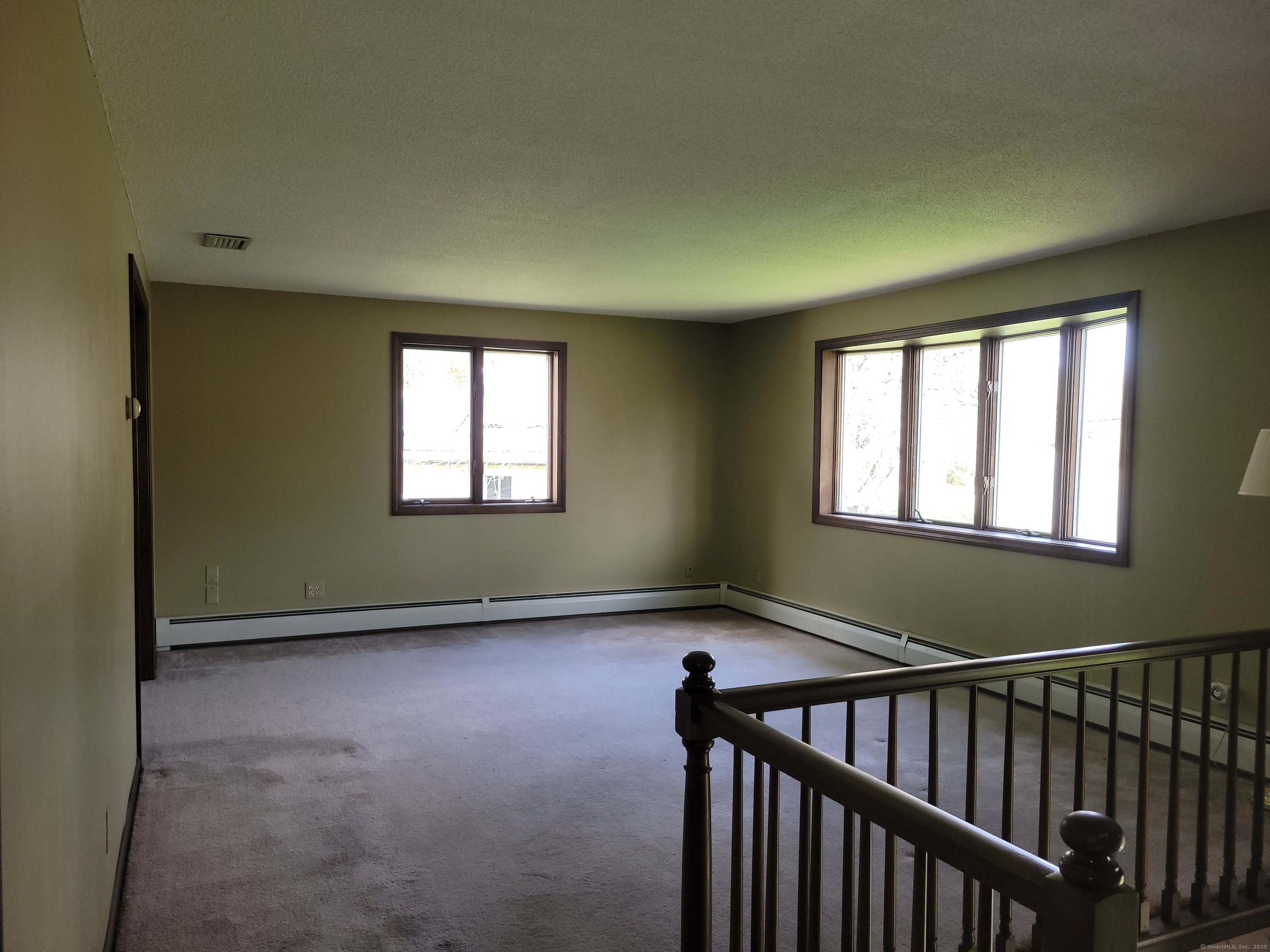 19 Pioneer Drive, Windsor, Connecticut image 12