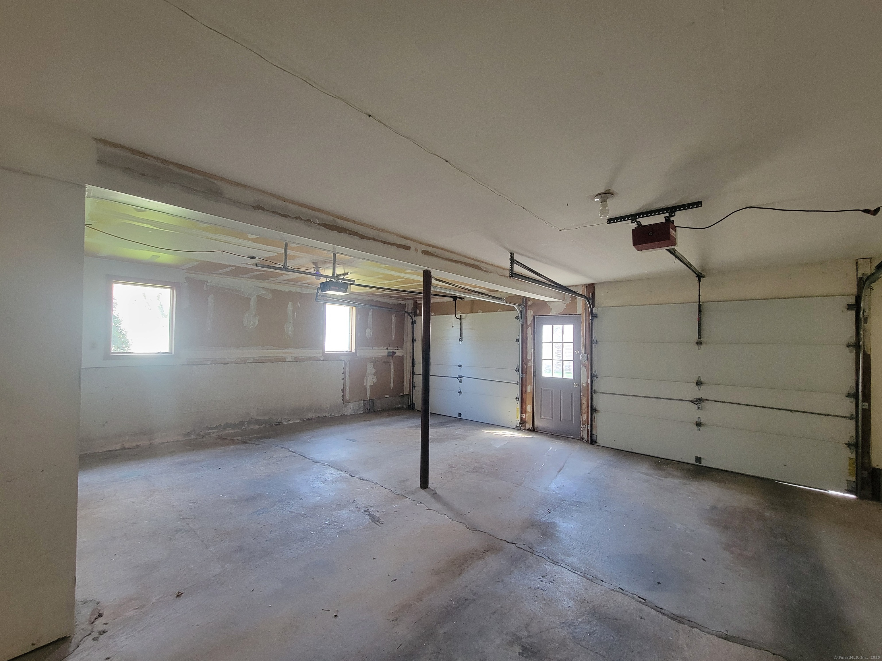 19 Pioneer Drive, Windsor, Connecticut image 33