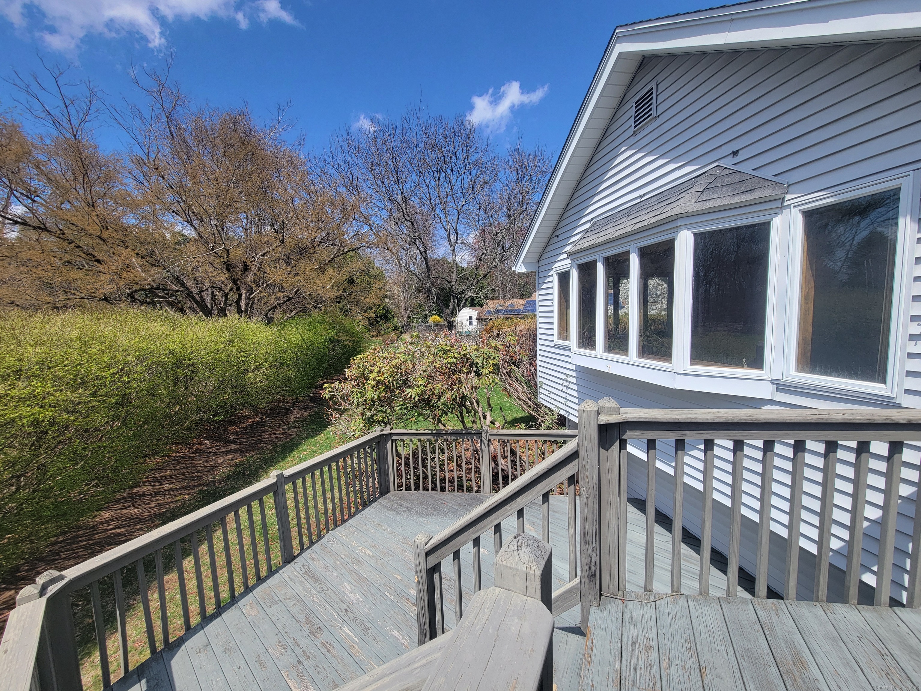 19 Pioneer Drive, Windsor, Connecticut image 9