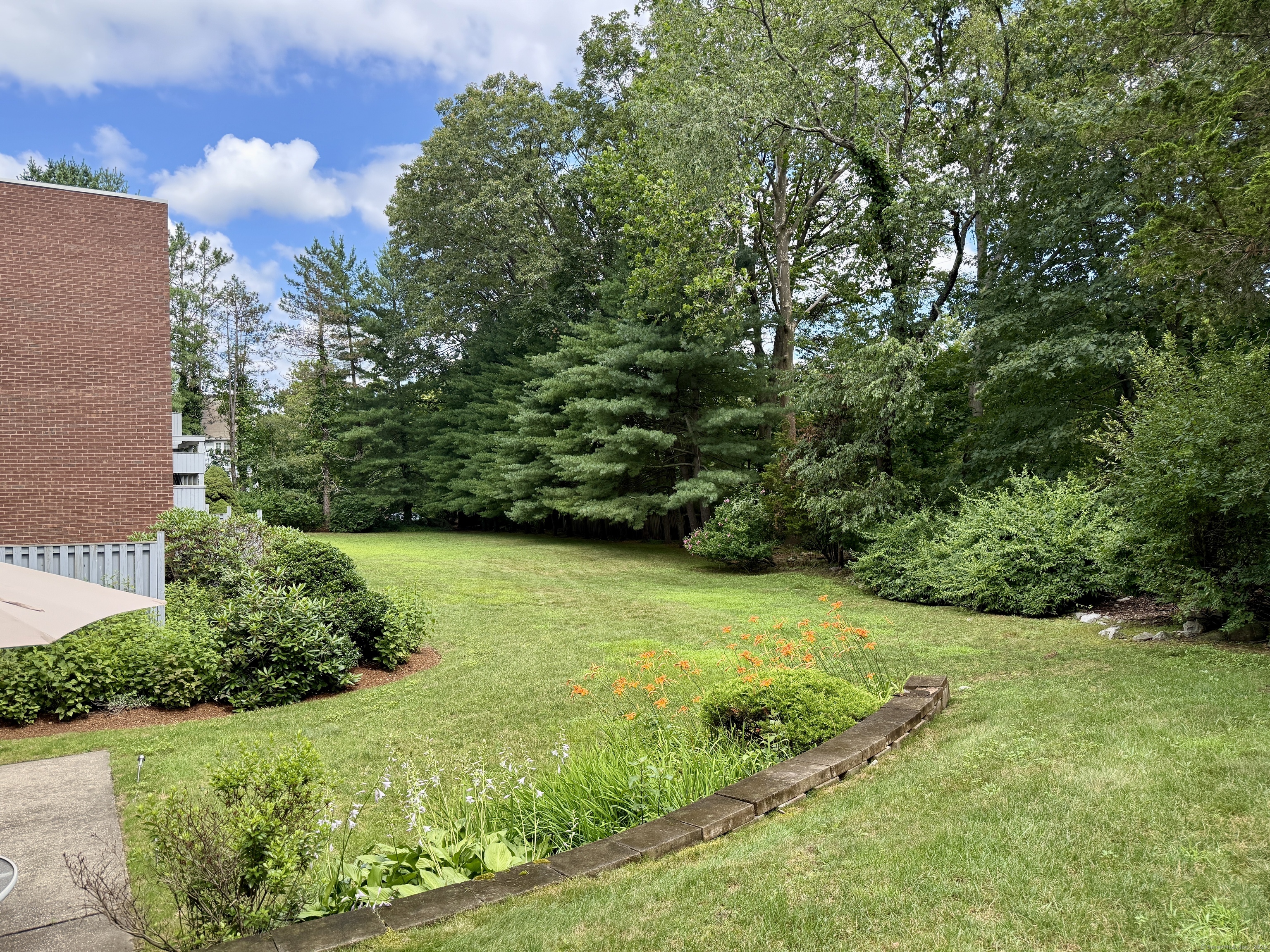 92 Wilton Crest