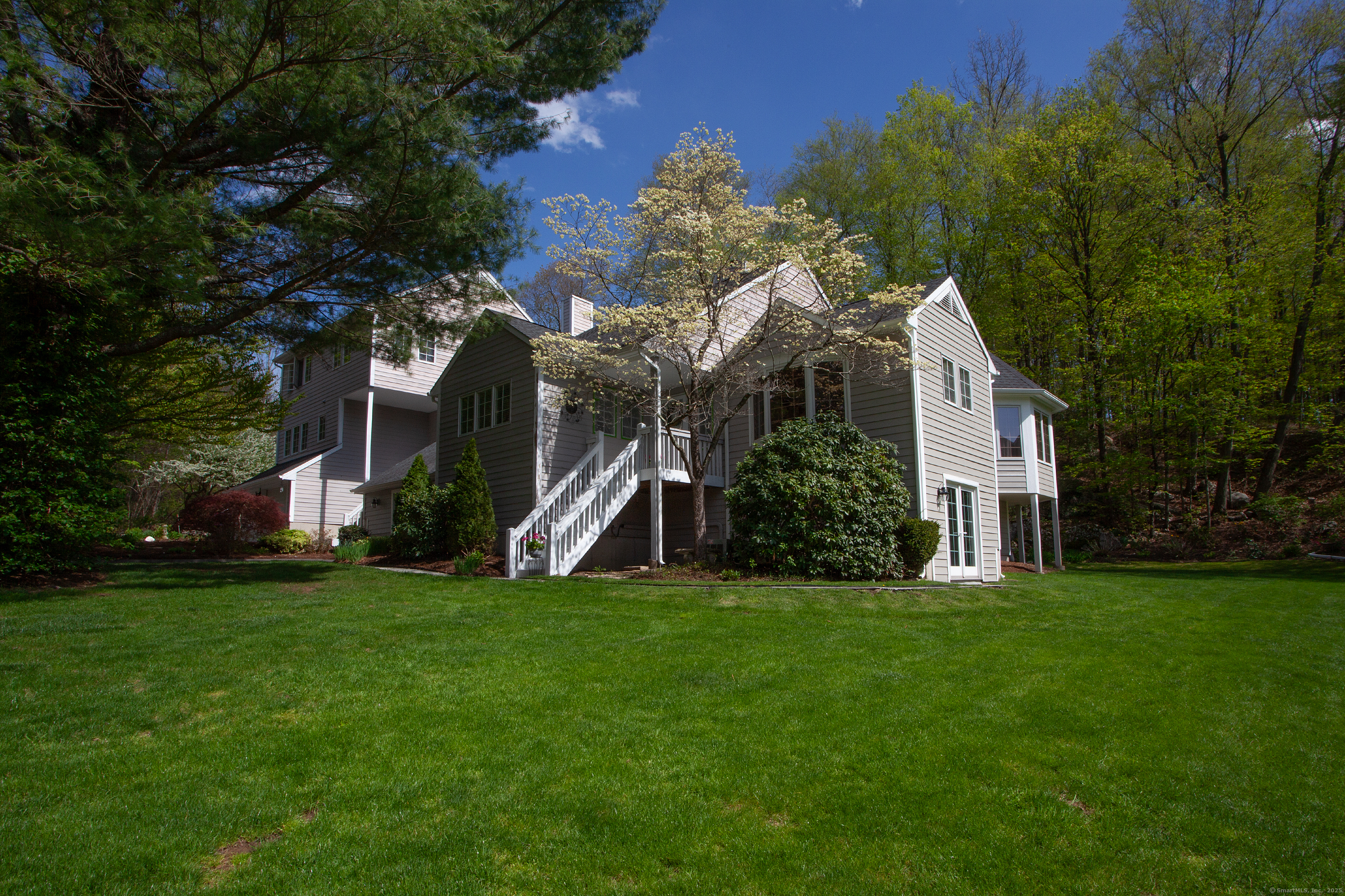 128 Winterbourne Lane #128, Canton, Connecticut image 1