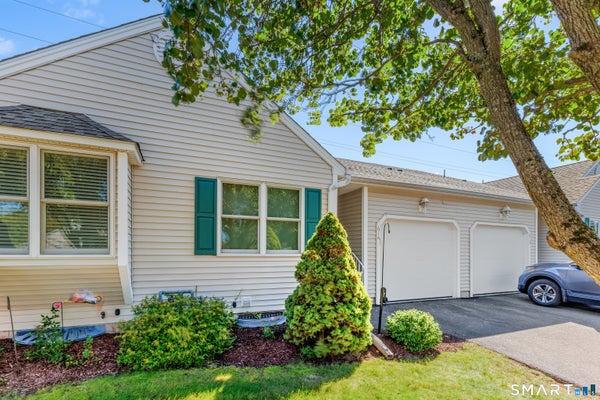 614 OVERLOOK PATH # 614, SOUTHINGTON, CT 06489 - Image 8a57ceda5d6e8d6aeb84aa05b1c6baee/1367655385
