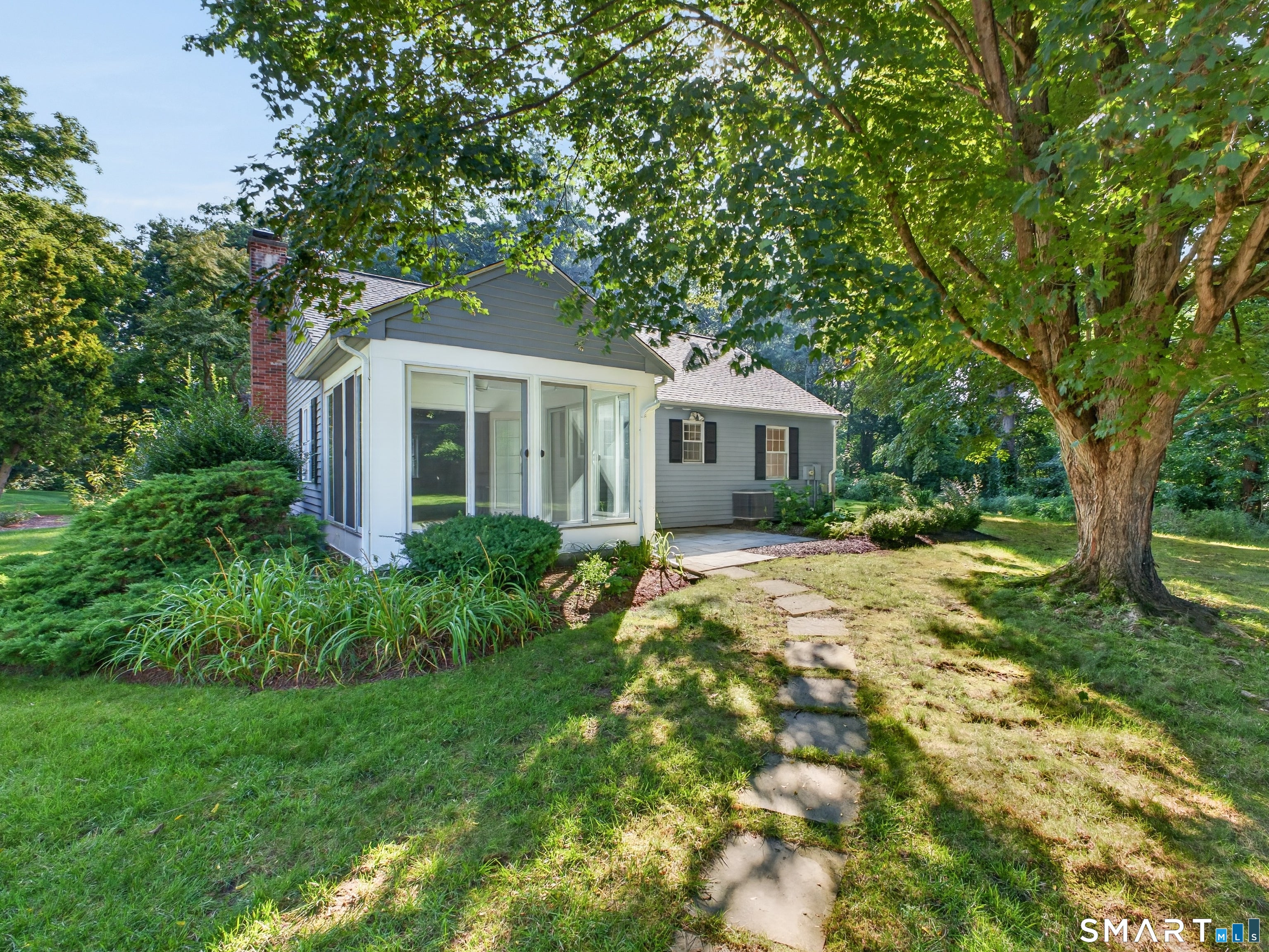 12 Essex Lane 12