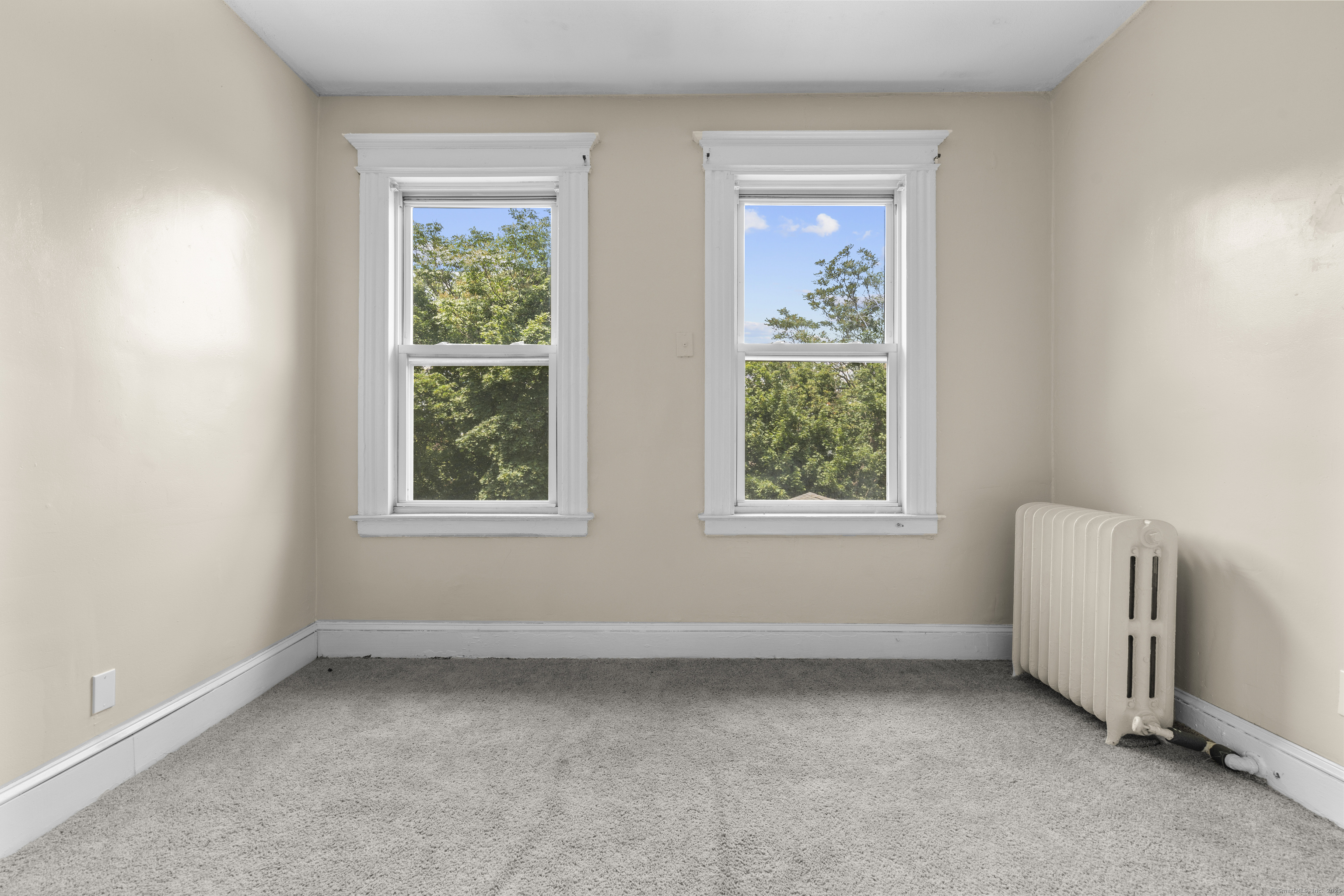 Hartford, Connecticut 06120, United States, 5 Bedrooms Bedrooms, ,2 BathroomsBathrooms,Residential,Active,157063