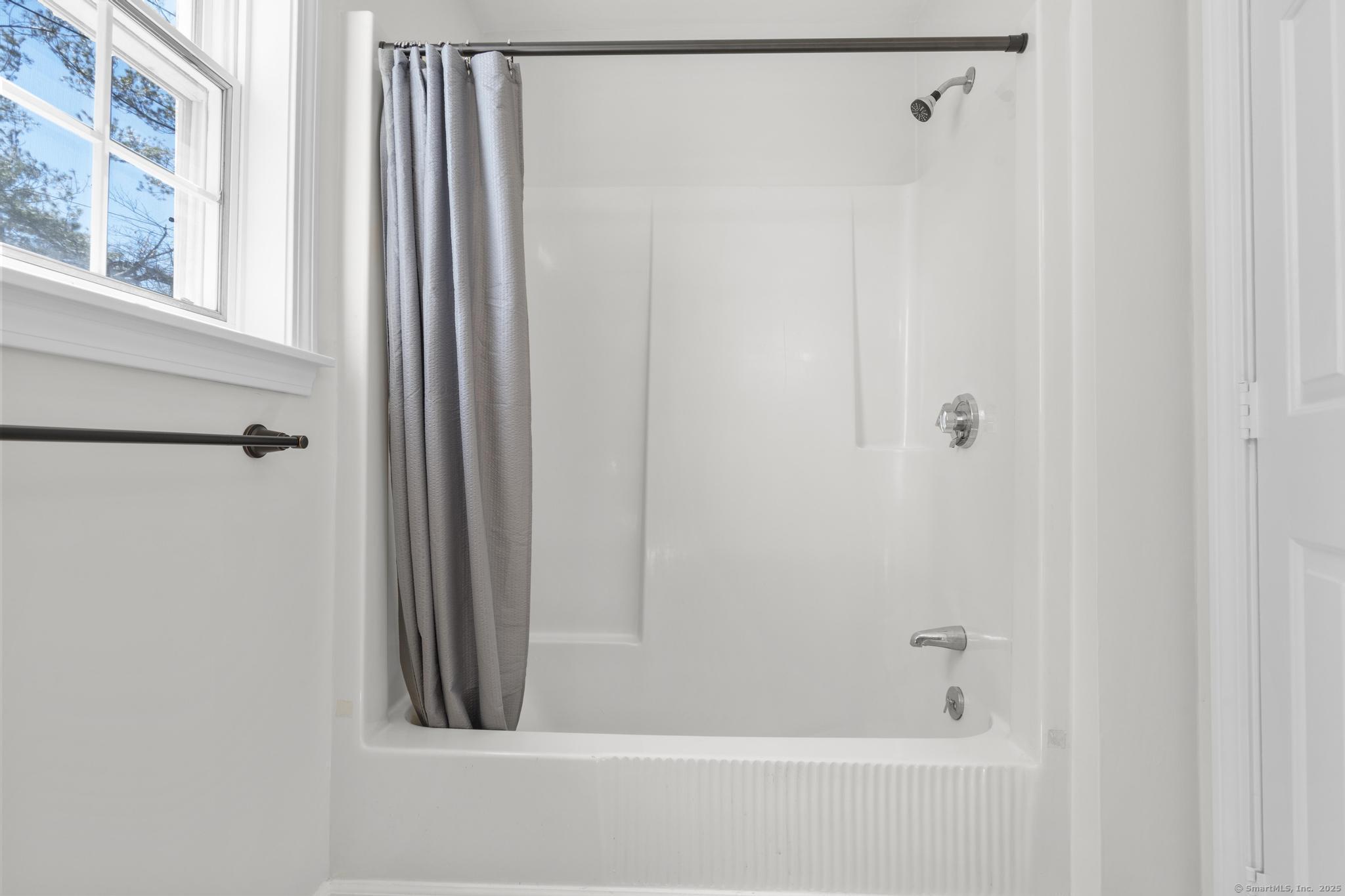 23 Plymouth Court #23, Clinton, Connecticut image 14