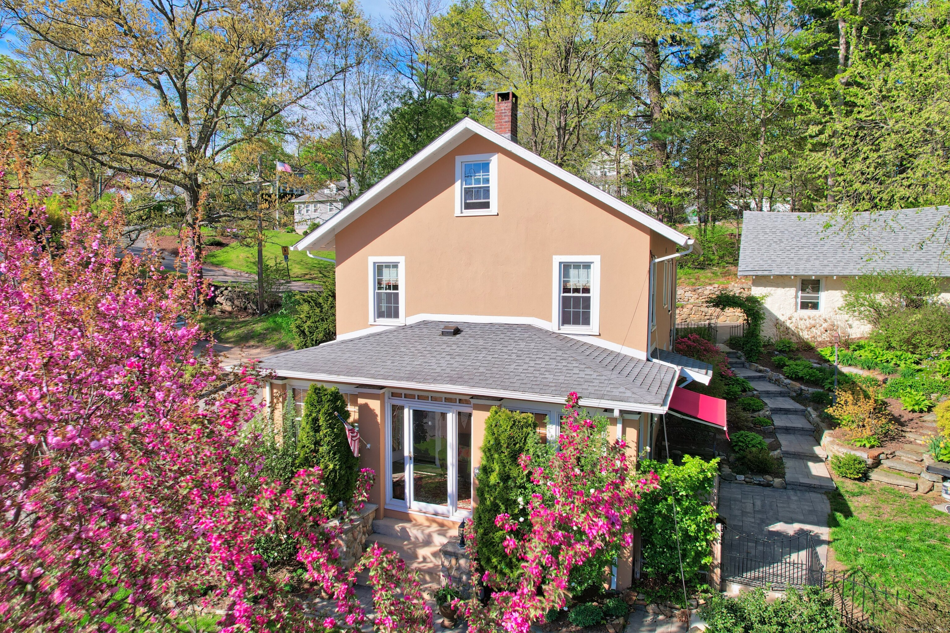 122 Litchfield Road, Watertown, Connecticut image 1