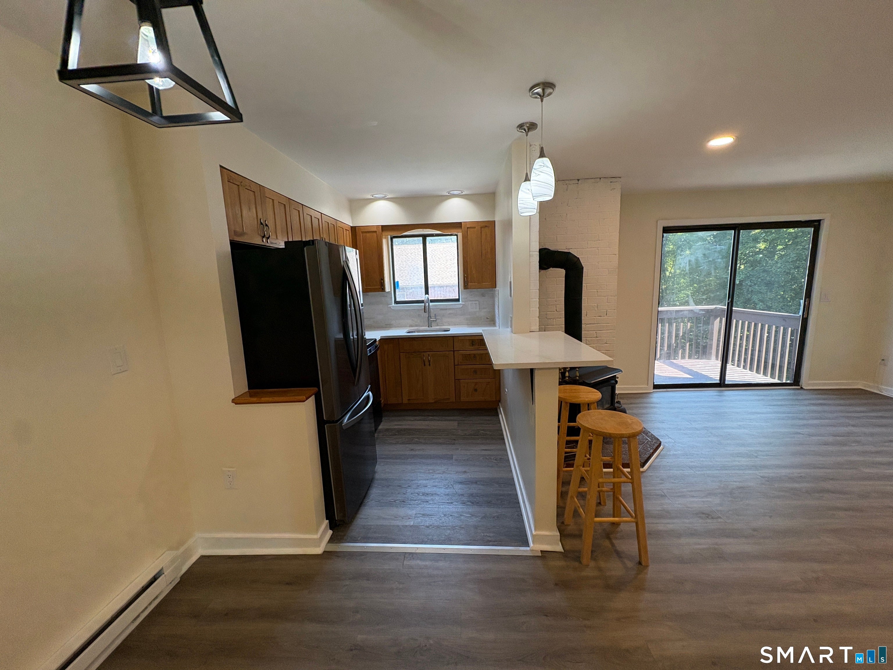 28-32 Starr Avenue 9