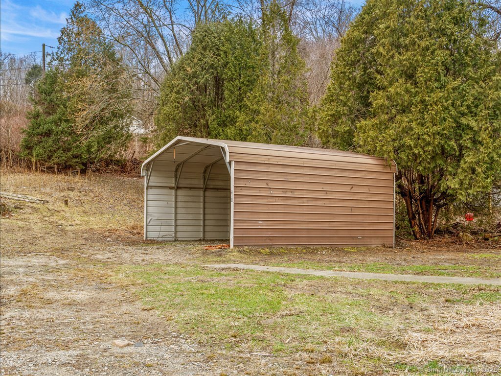 294 Maple Avenue, Montville, Connecticut image 8