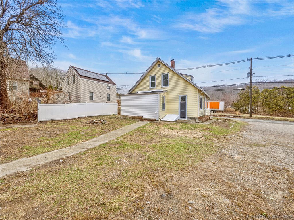 294 Maple Avenue, Montville, Connecticut image 6