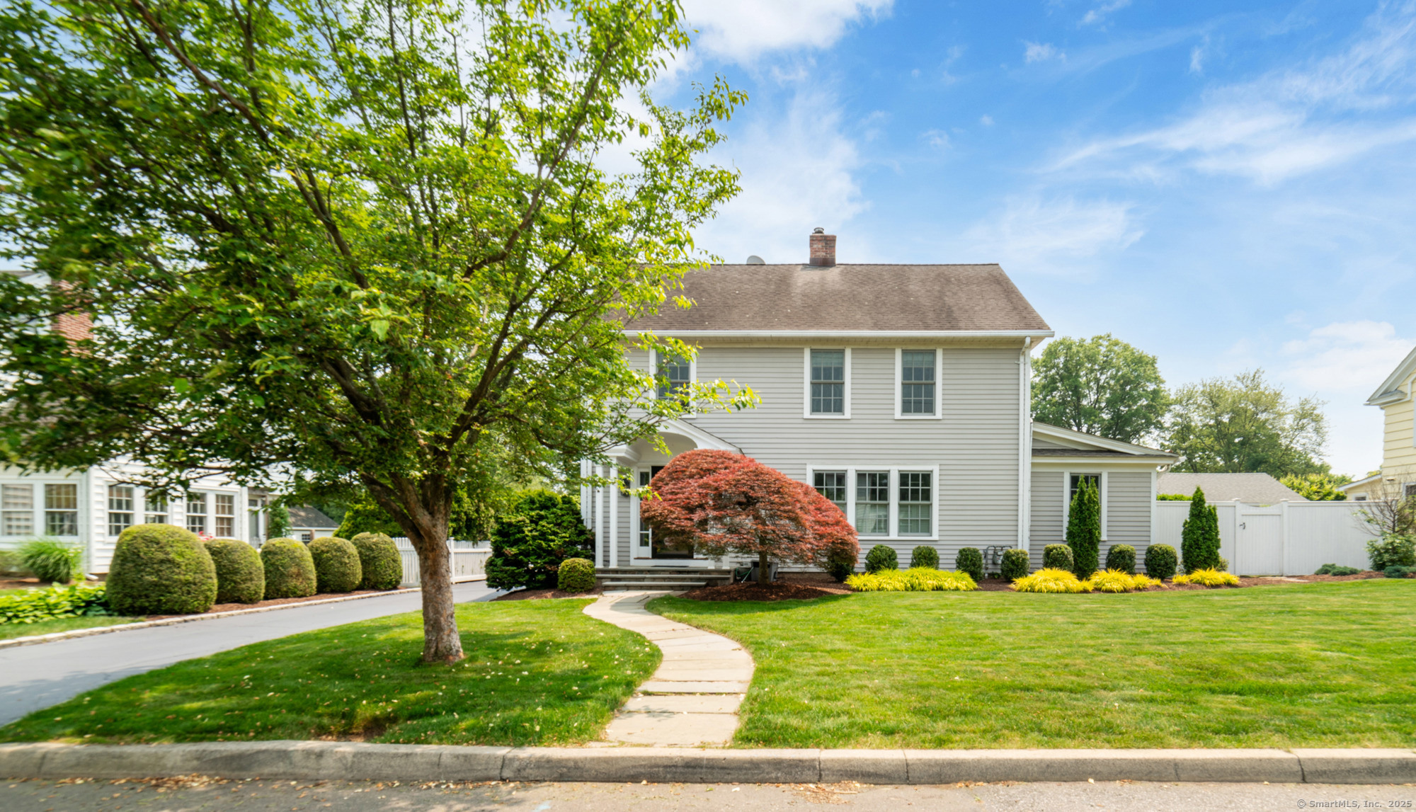 Property for Sale at Meadowbrook Road, Fairfield, Connecticut - Bedrooms: 5 
Bathrooms: 3 
Rooms: 10  - $999,000