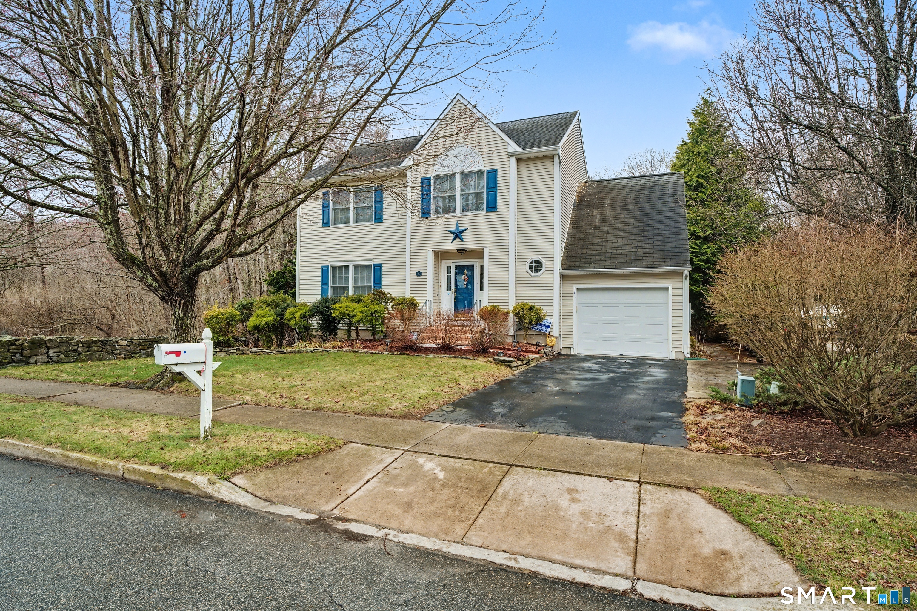 75 Heather Glen Lane