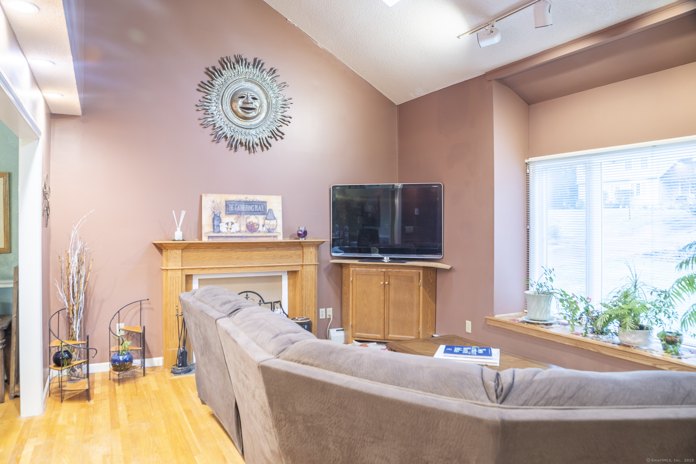 34 Spice Hill Drive, East Hampton, Connecticut image 6