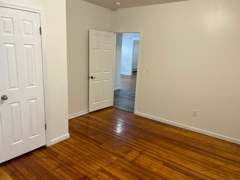 Tiny photo for 4 Magnolia Street #2, Hartford, CT 06112 (MLS # 24136875)