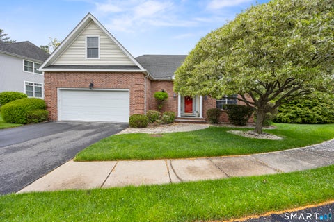 Condo For Sale - 13 Stonegate Circle<br/> Cheshire, CT 06410