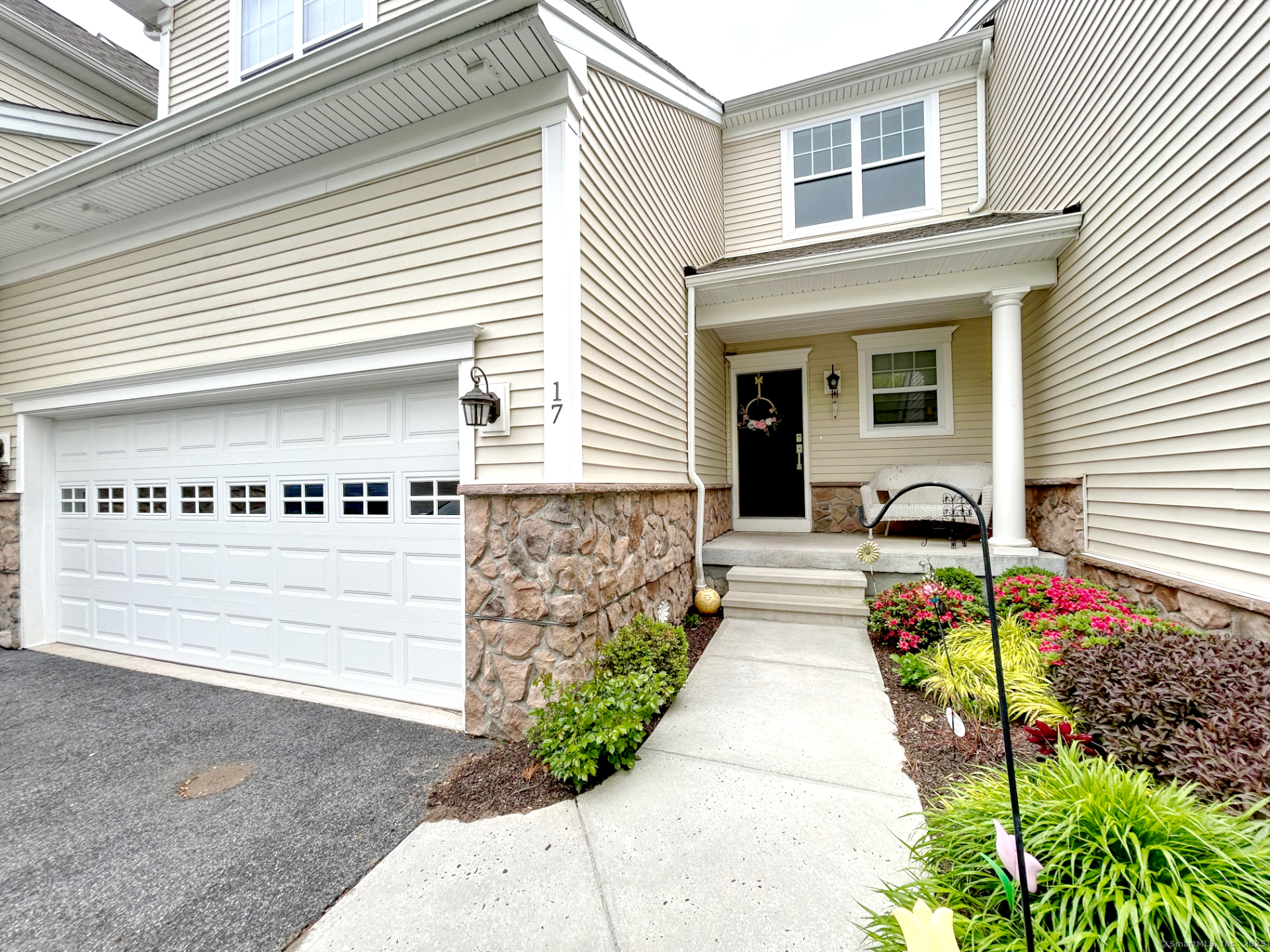 17 Highridge Road 17