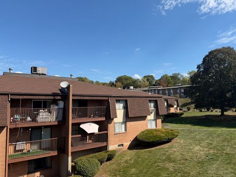 Tiny photo for 581 Crown Street #63, Meriden, CT 06450 (MLS # 24134389)