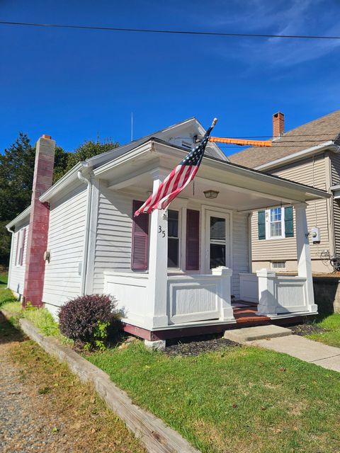 Photo of 35 Salisbury Avenue, Plainfield, CT 06354 (MLS # 24135211)
