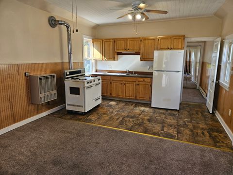 Tiny photo for 35 Salisbury Avenue, Plainfield, CT 06354 (MLS # 24135211)
