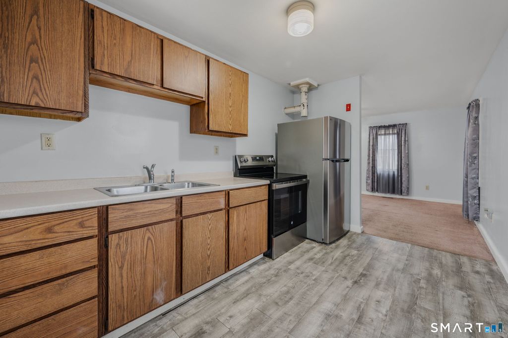 Photo of 275 Midway Oval, Groton, CT 06340 (MLS # 24147190)