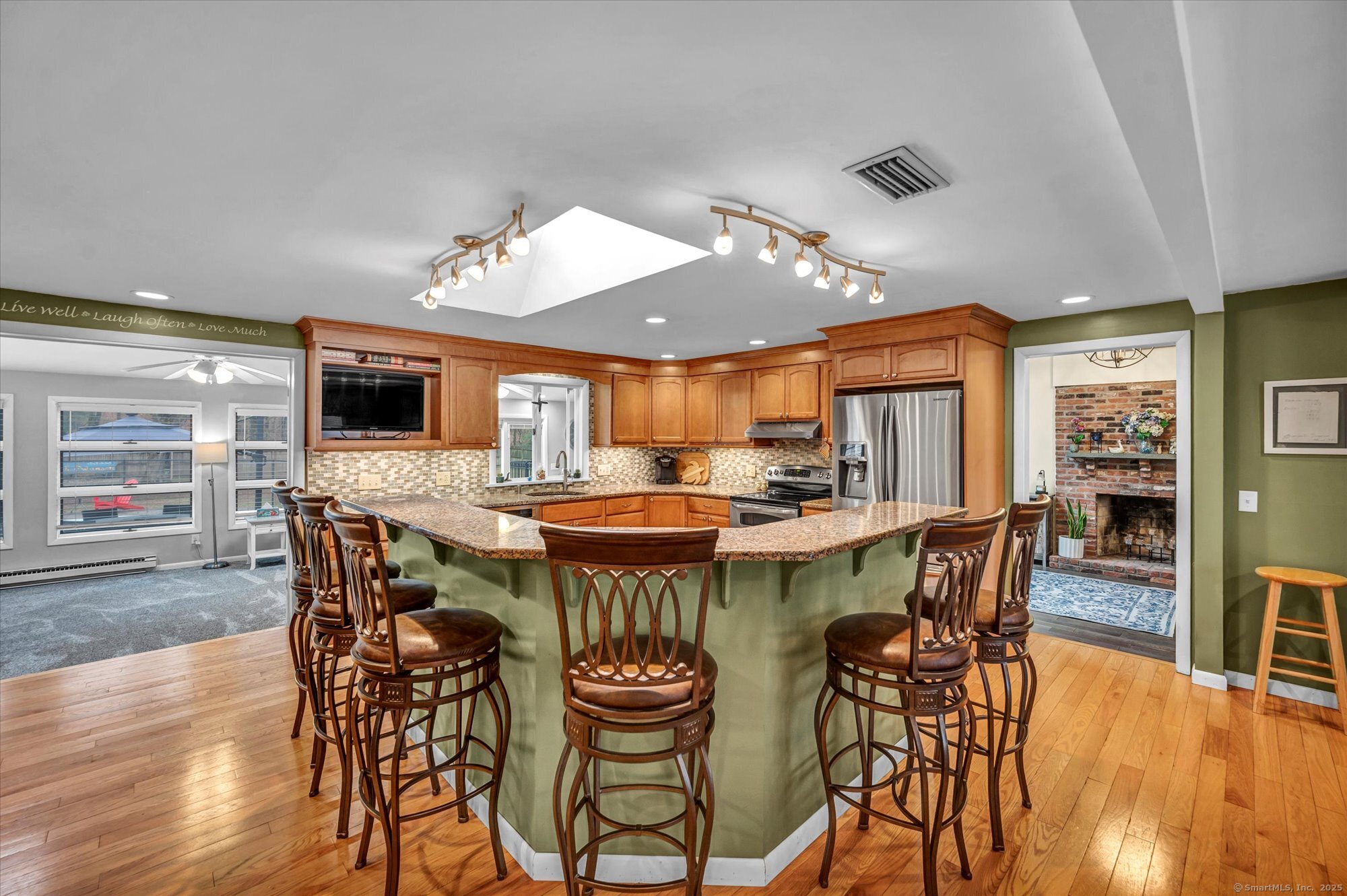 1 Walnut Tree Road, Cromwell, Connecticut image 8