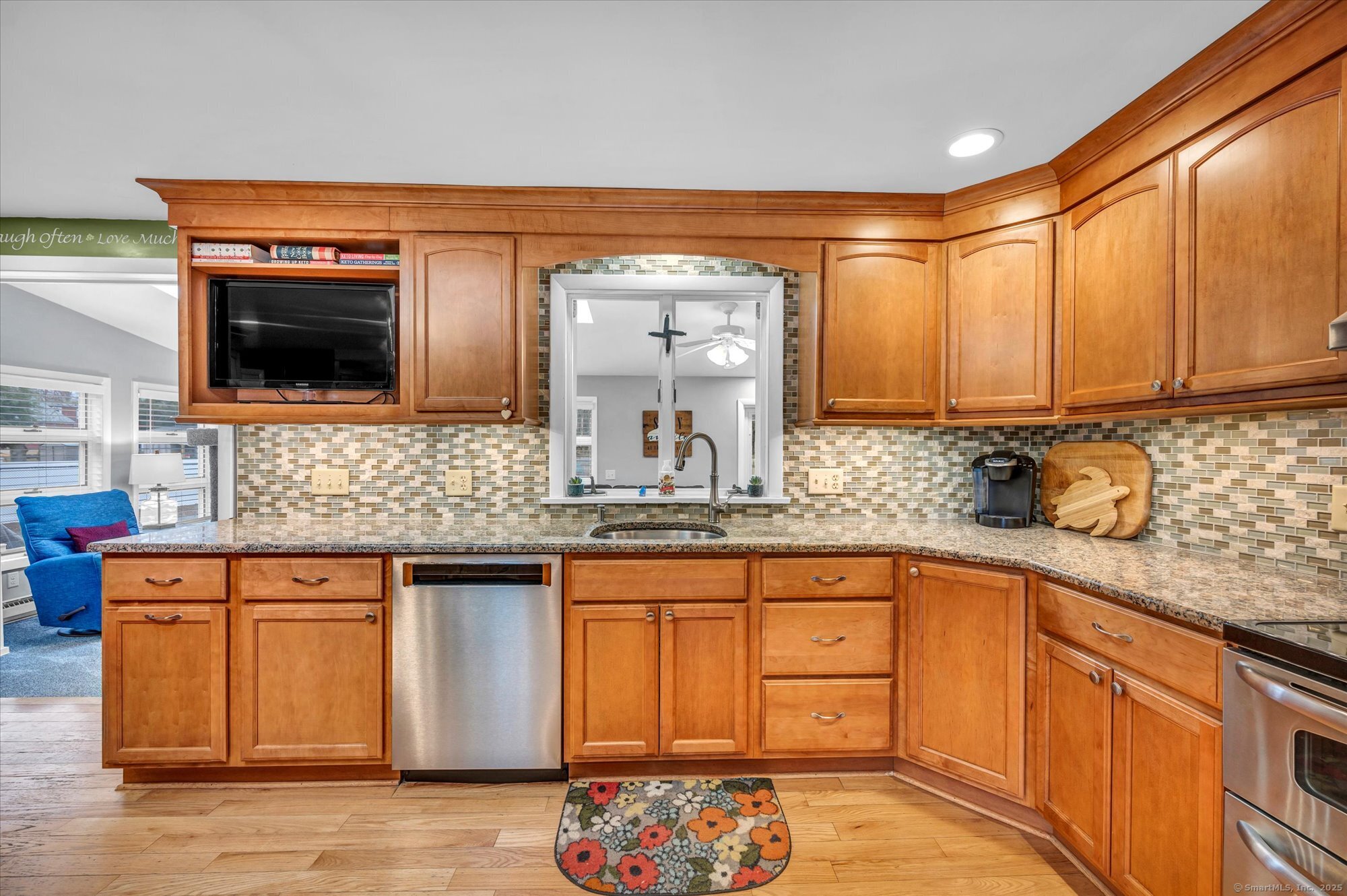 1 Walnut Tree Road, Cromwell, Connecticut image 4