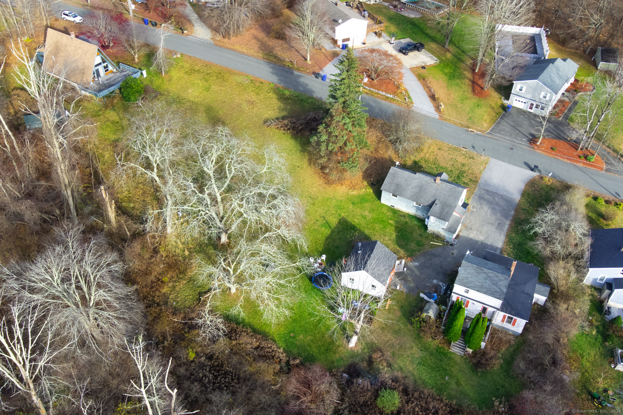 Linton Street, Torrington, Connecticut image 8