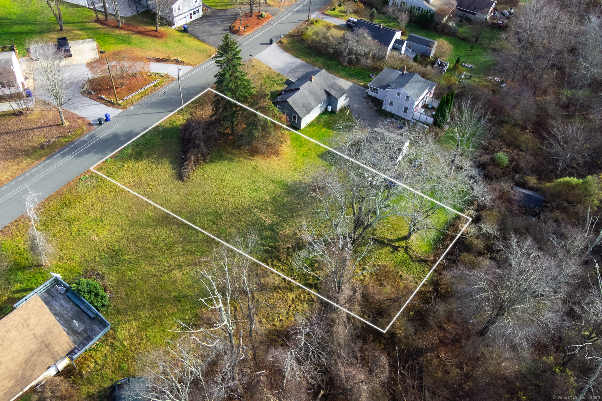 Linton Street, Torrington, Connecticut image 9