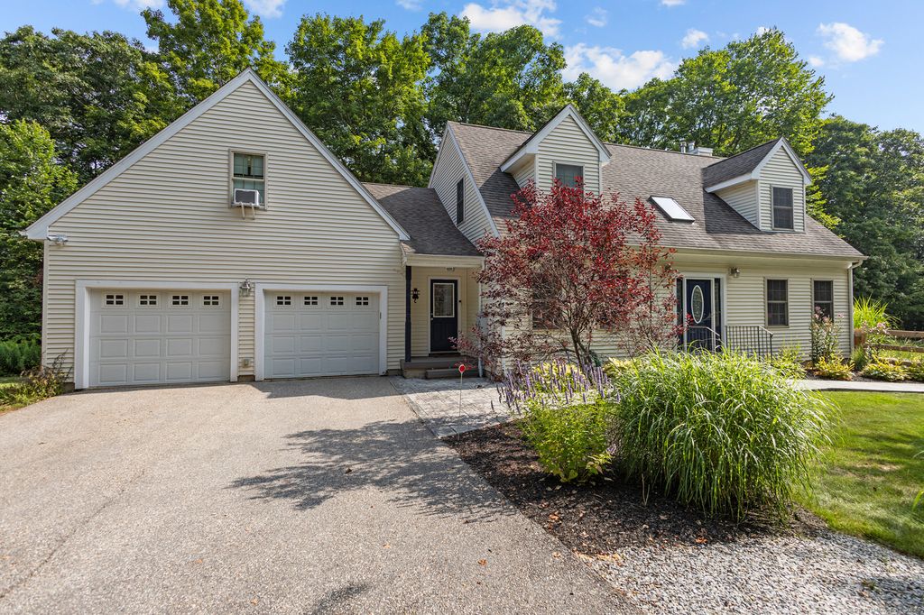 Photo of 433 Fabyan Road, Thompson, CT 06255 (MLS # 24129302)